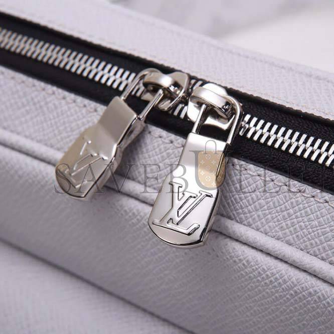 LOUIS VUITTON OUTDOOR MESSENGER M30243 (29.5*20*10.5cm) LOUIS VUITTON OUTDOOR MESSENGER M30243 (29.5*20*10.5cm)